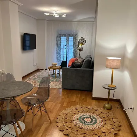 Apartamento El Escudo Centro *