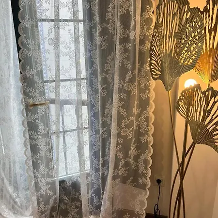 El Escudo Centro Apartment